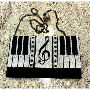 Mary Frances Piano Keys Beaded Handbag Clutch Treble Clef Blk Onyx White Music